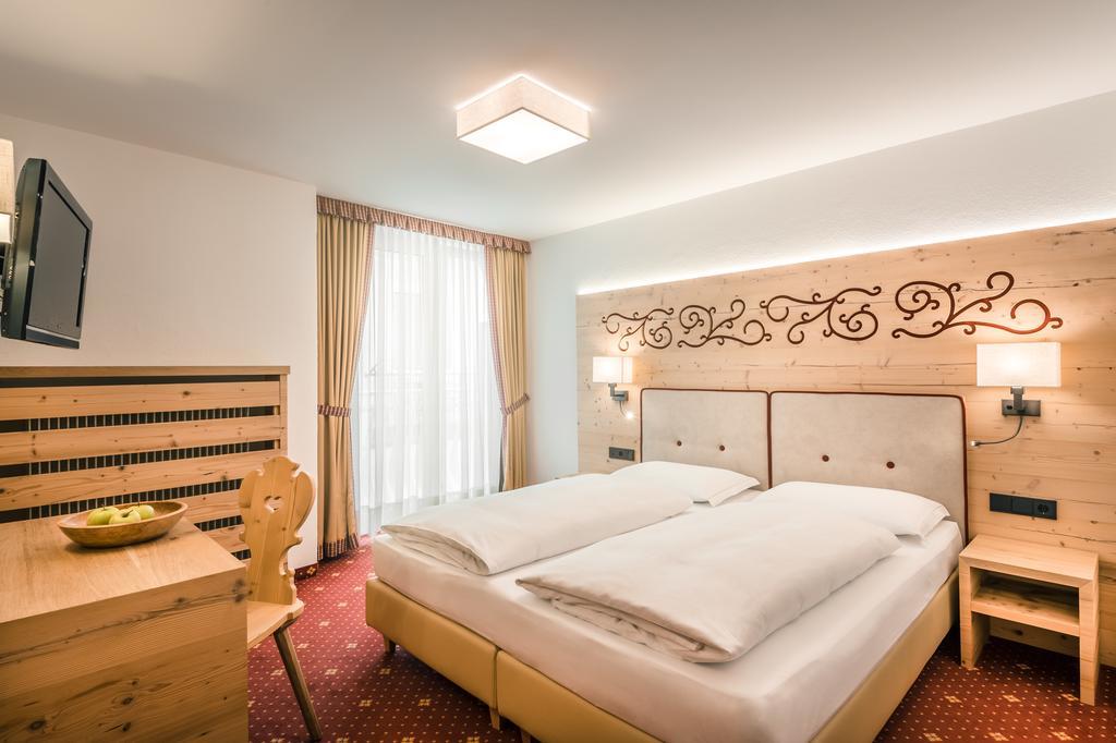 Hotel Maria Ortisei Esterno foto